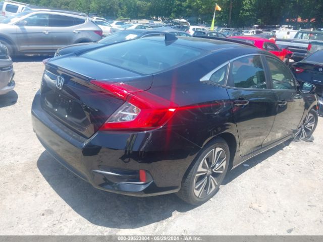 Photo 3 VIN: 19XFC1F78JE002843 - HONDA CIVIC 