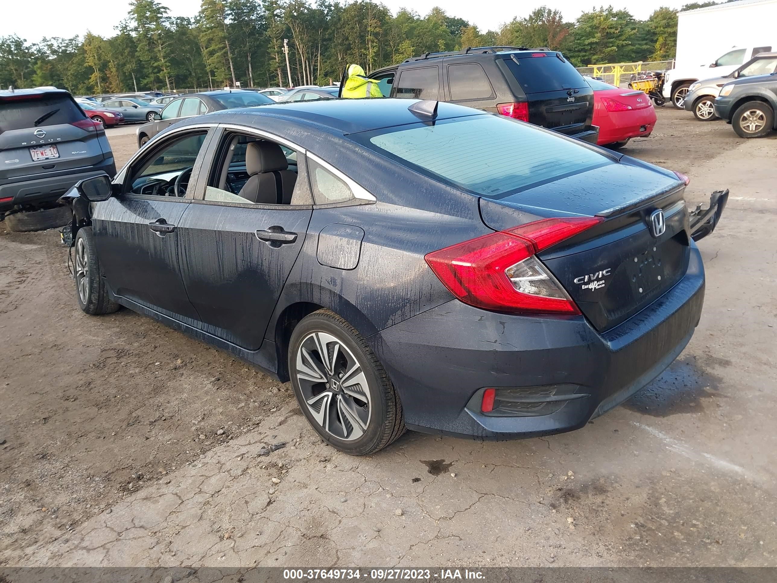 Photo 2 VIN: 19XFC1F84HE213217 - HONDA CIVIC 