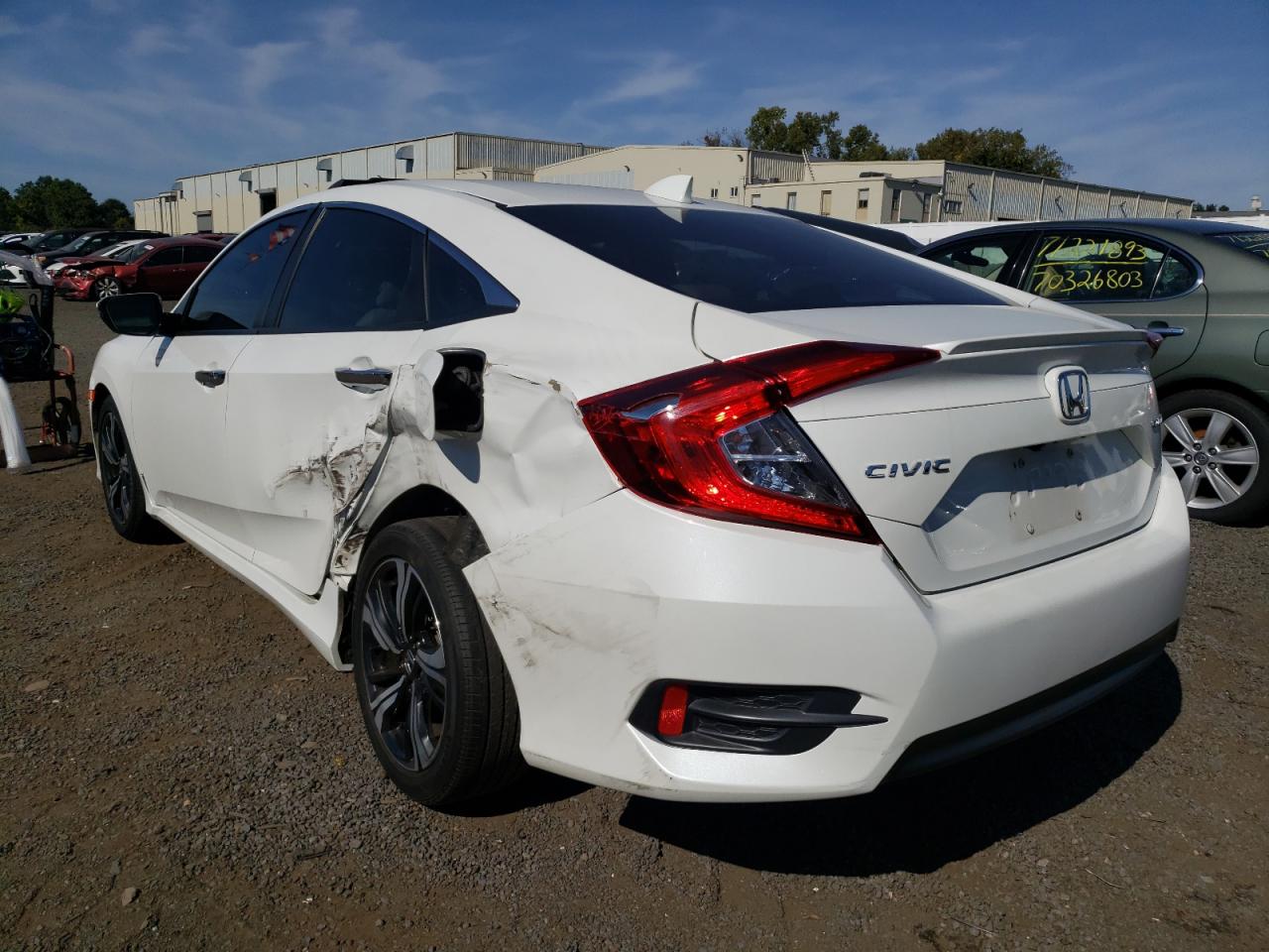 Photo 1 VIN: 19XFC1F9XHE201906 - HONDA CIVIC 