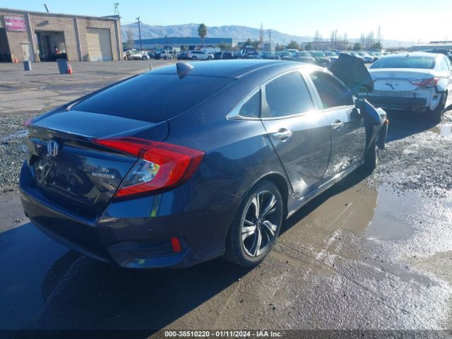 Photo 3 VIN: 19XFC1F9XHE212551 - HONDA CIVIC 