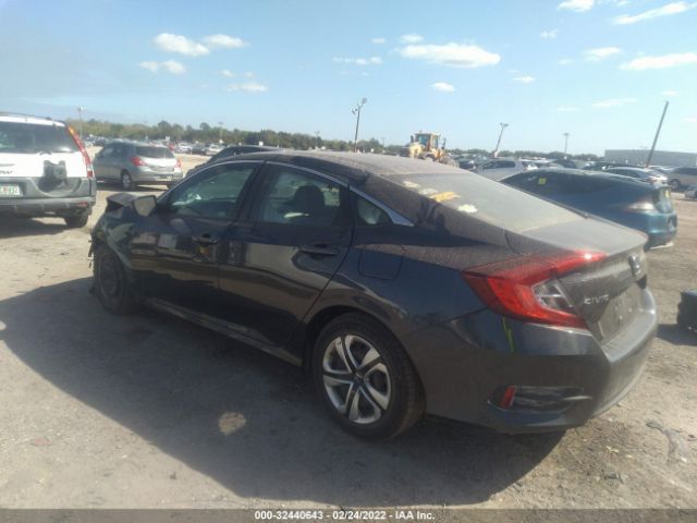 Photo 2 VIN: 19XFC2E55JE034381 - HONDA CIVIC SEDAN 