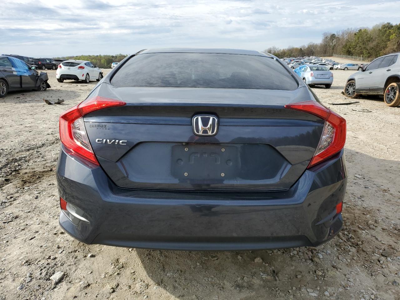 Photo 5 VIN: 19XFC2F50JE040197 - HONDA CIVIC 