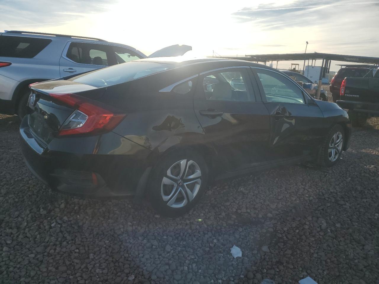 Photo 2 VIN: 19XFC2F50JE209912 - HONDA CIVIC 