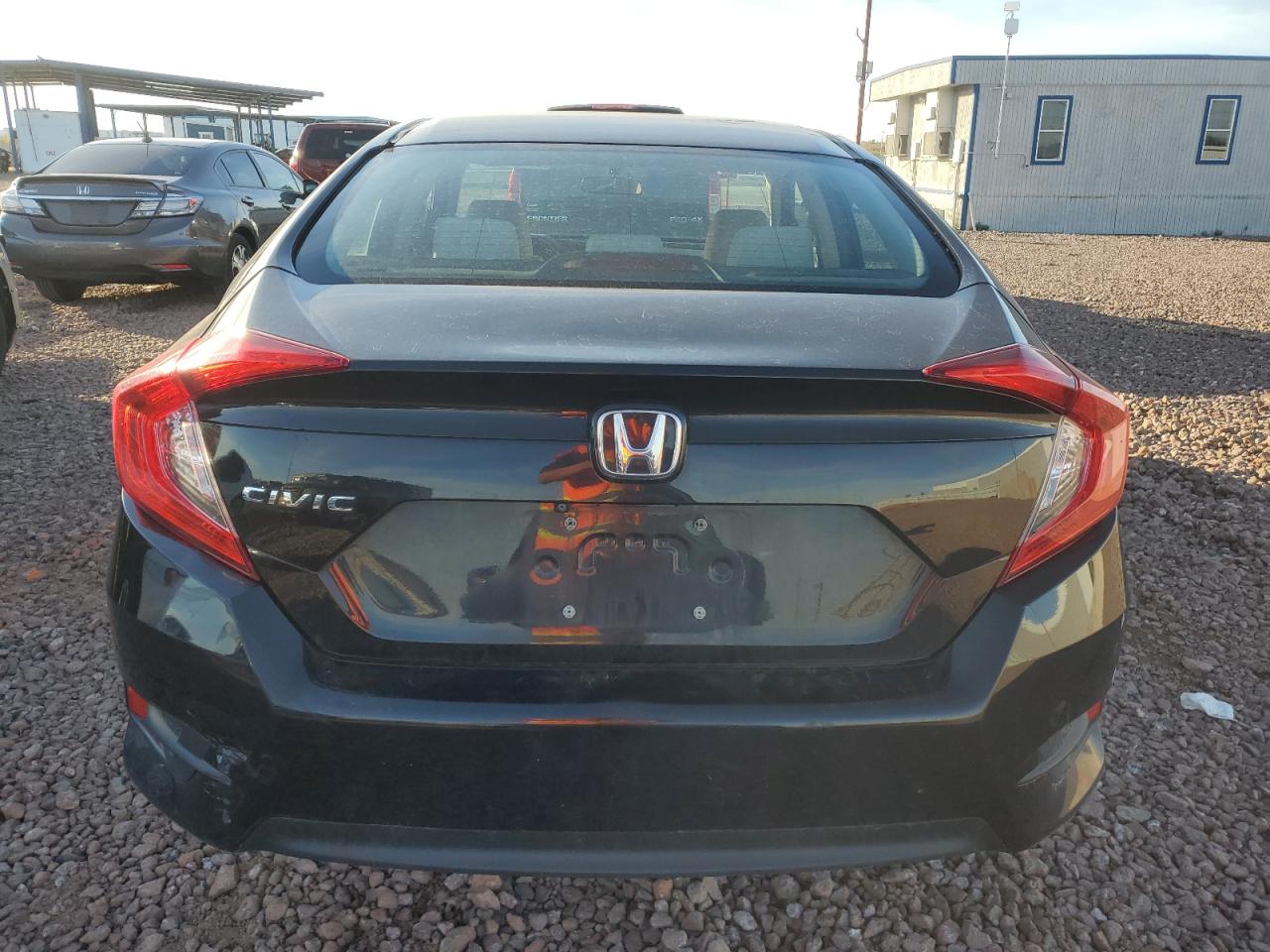 Photo 5 VIN: 19XFC2F50JE209912 - HONDA CIVIC 