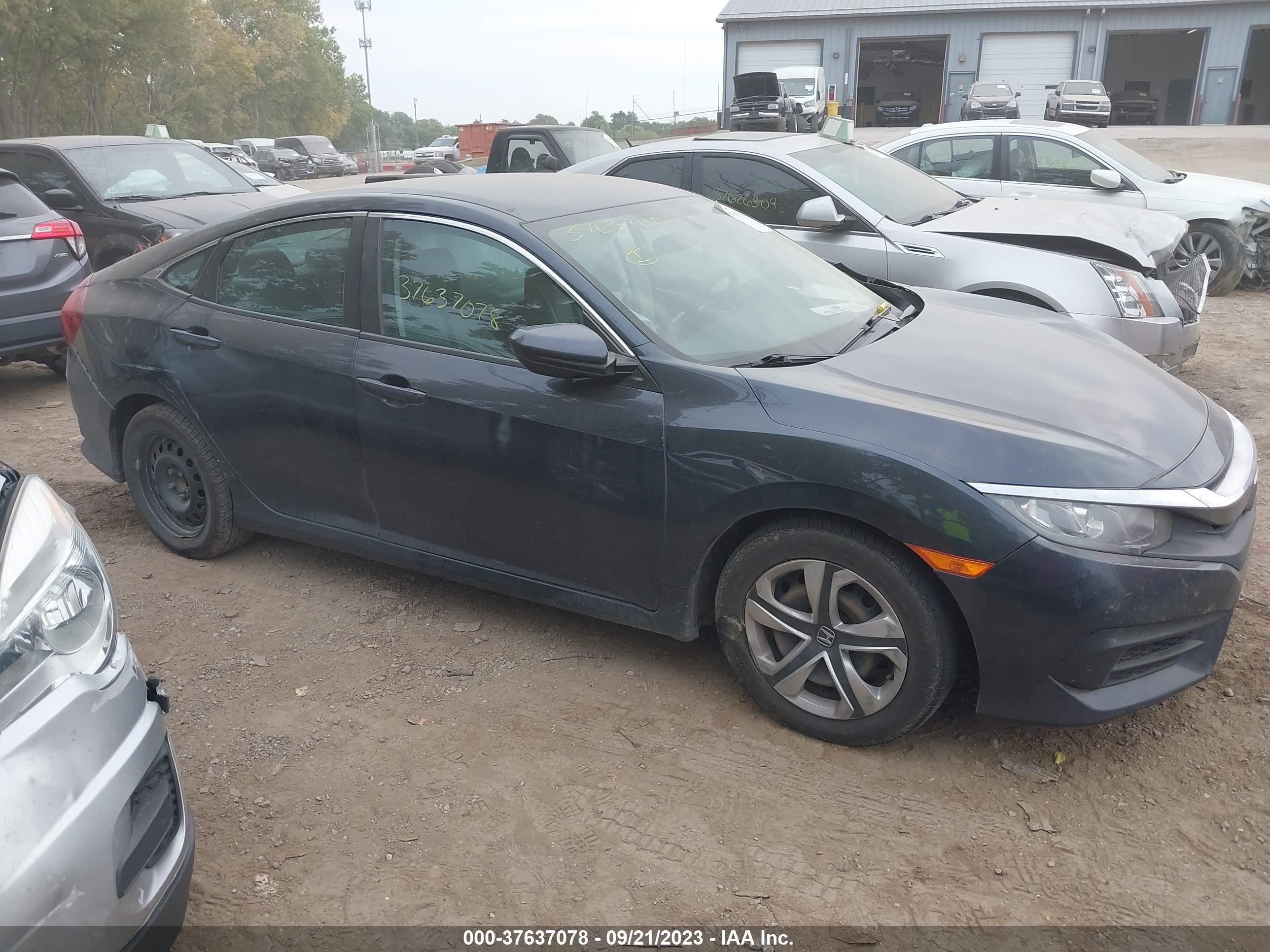 Photo 13 VIN: 19XFC2F51GE068700 - HONDA CIVIC 