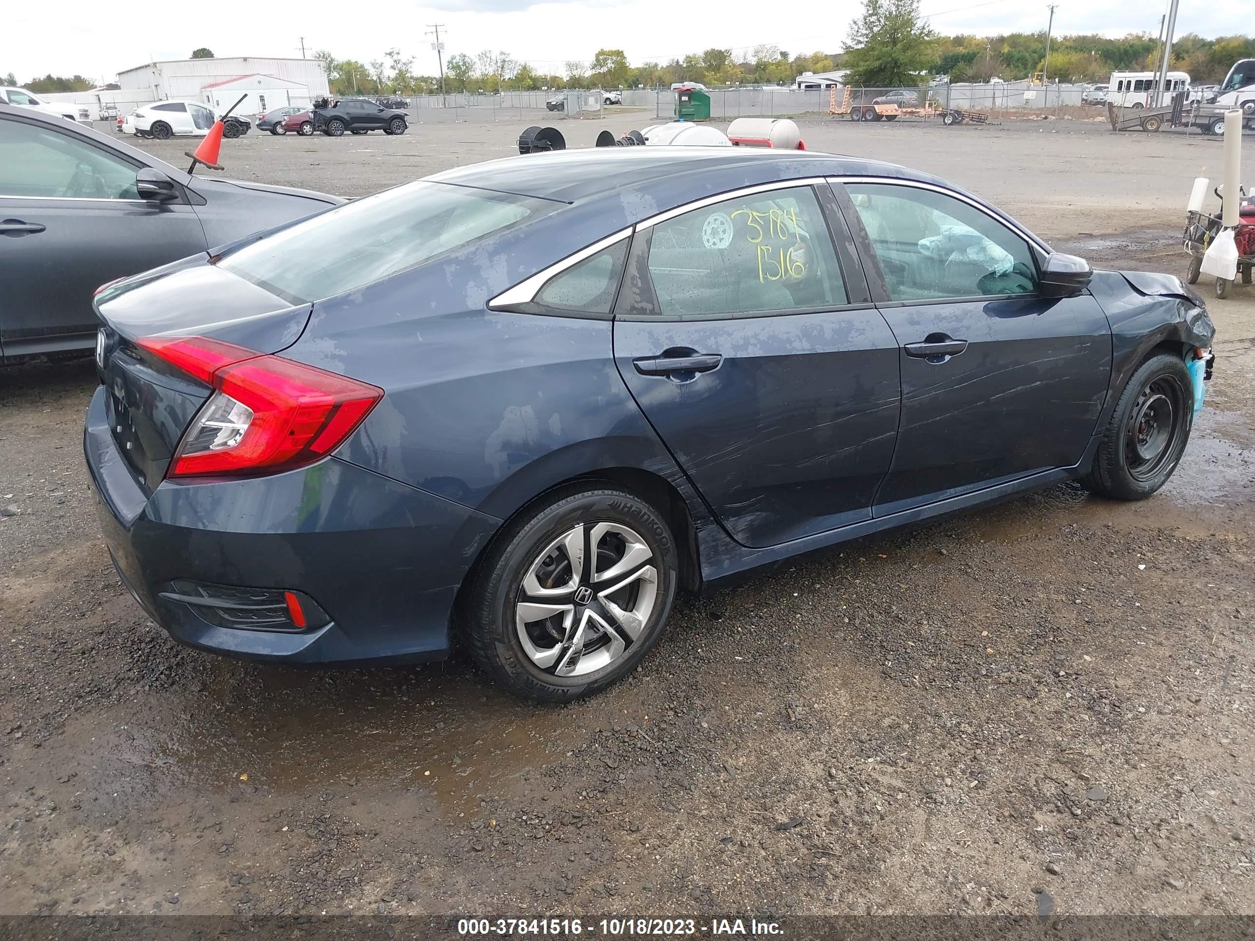 Photo 3 VIN: 19XFC2F51HE201909 - HONDA CIVIC 