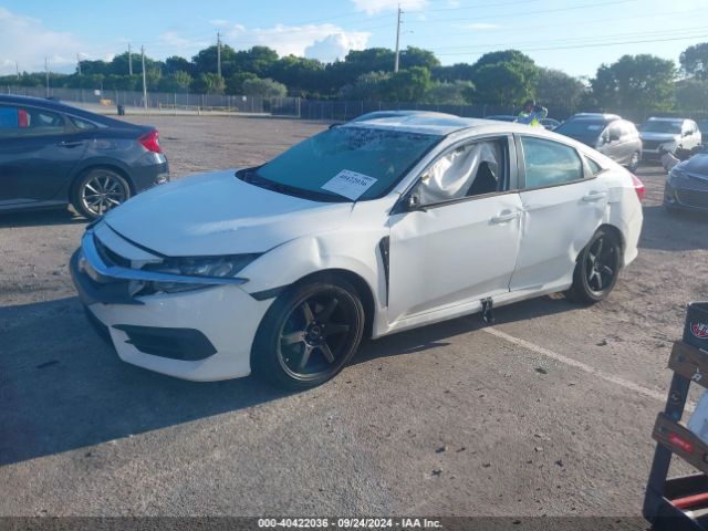 Photo 1 VIN: 19XFC2F51JE004275 - HONDA CIVIC 