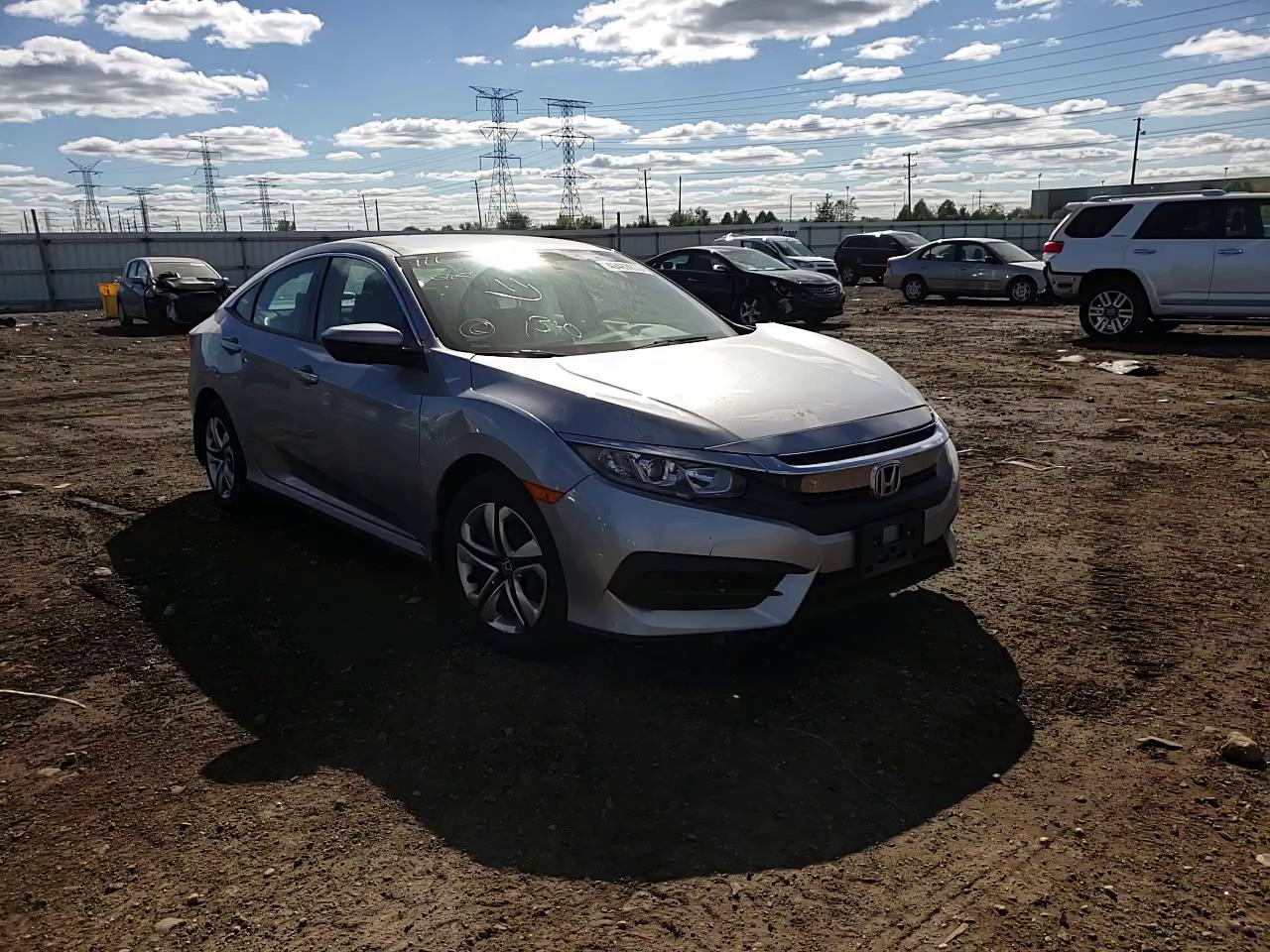 Photo 10 VIN: 19XFC2F52GE046088 - HONDA CIVIC LX 