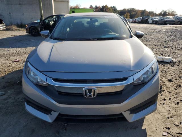 Photo 4 VIN: 19XFC2F52GE215185 - HONDA CIVIC LX 