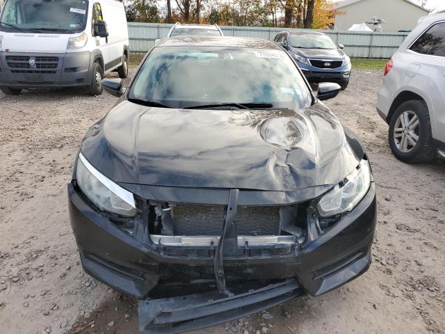 Photo 4 VIN: 19XFC2F52GE233847 - HONDA CIVIC LX 