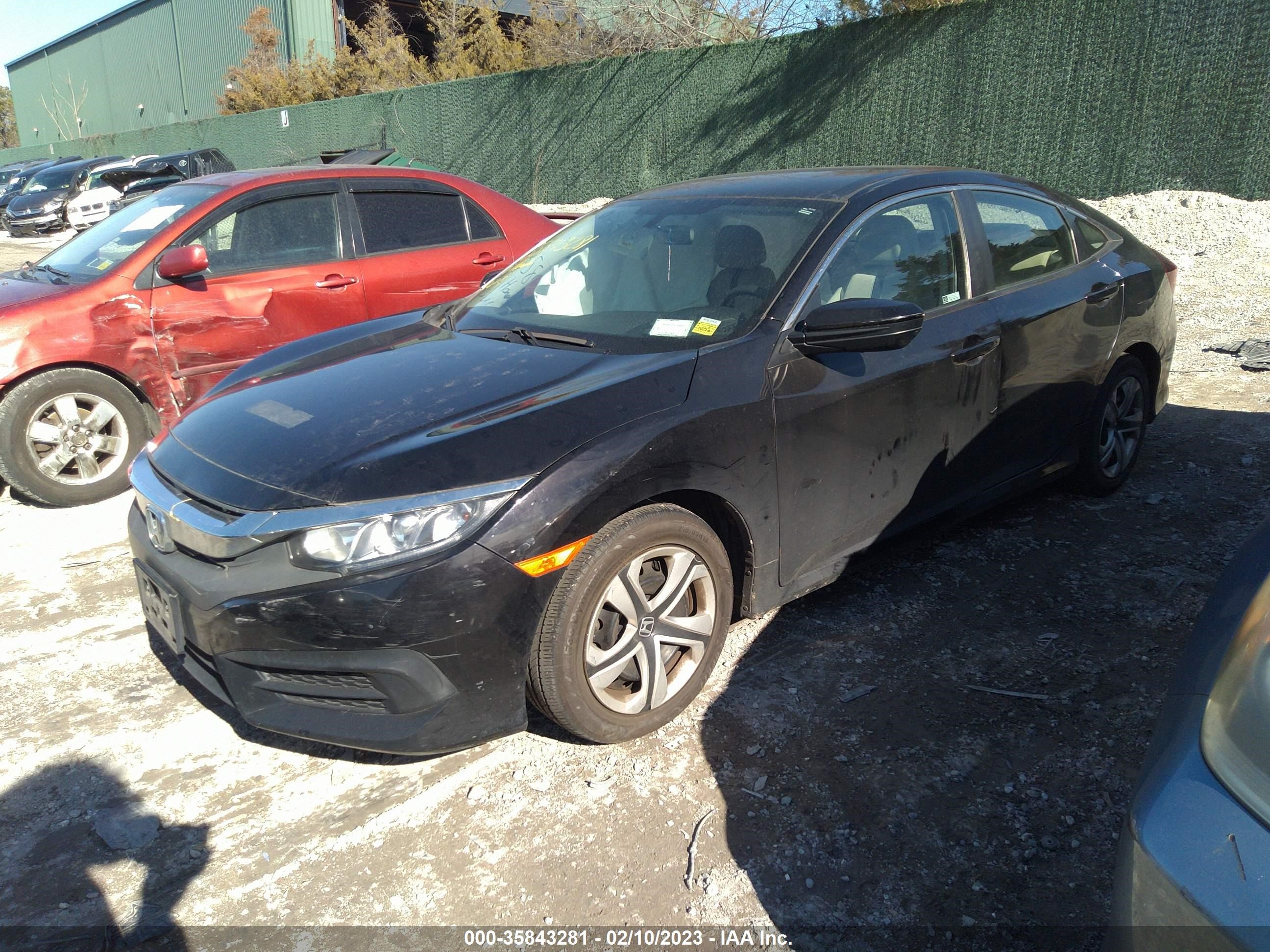 Photo 1 VIN: 19XFC2F52JE209670 - HONDA CIVIC 