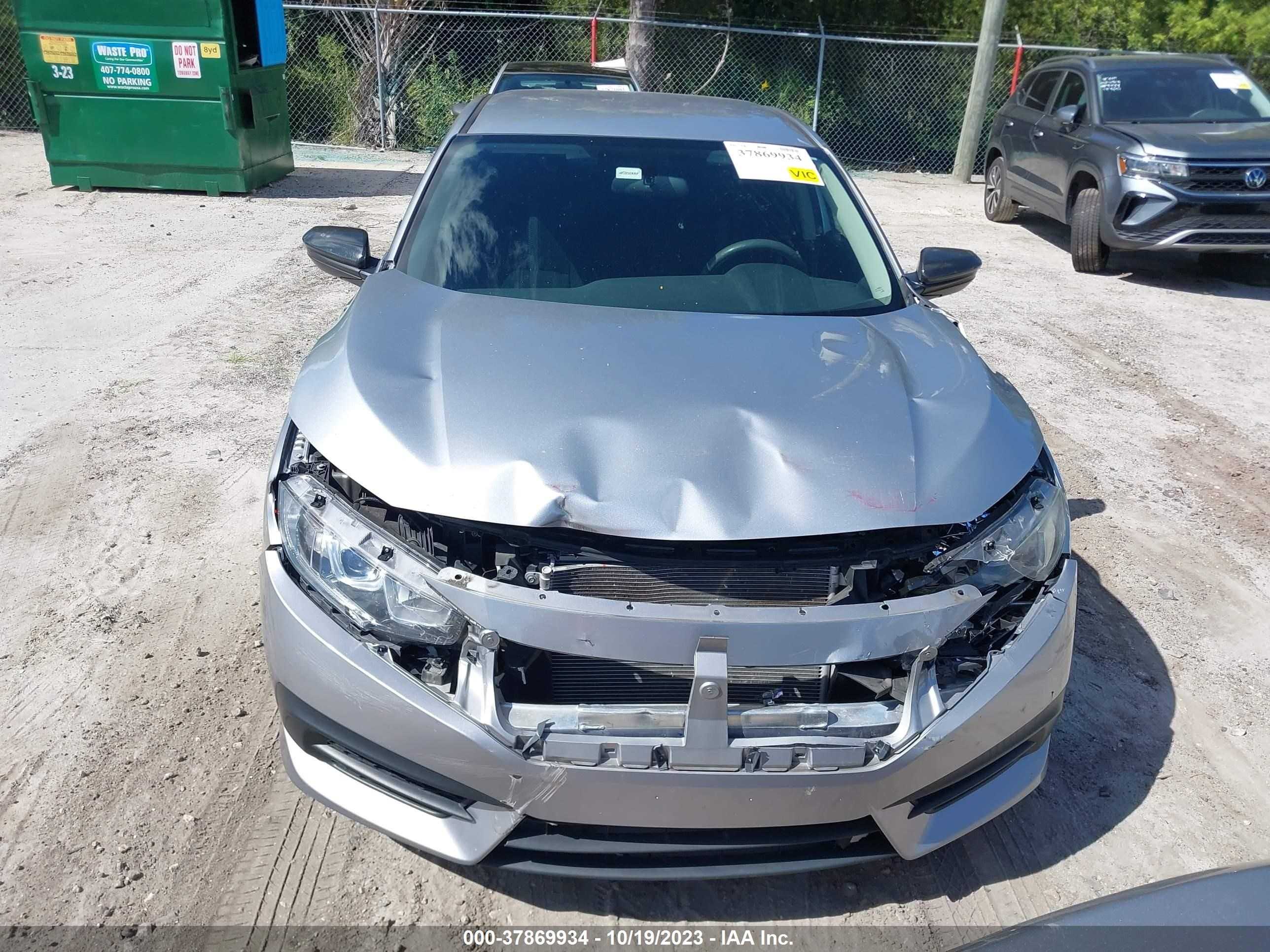 Photo 11 VIN: 19XFC2F53JE028156 - HONDA CIVIC 