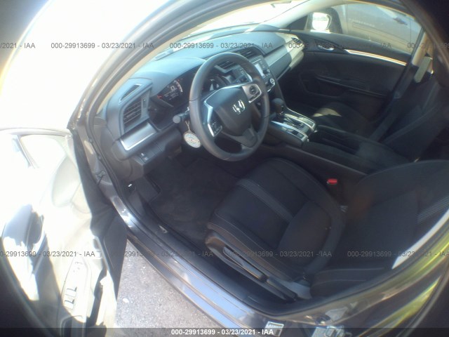 Photo 4 VIN: 19XFC2F55JE017871 - HONDA CIVIC SEDAN 