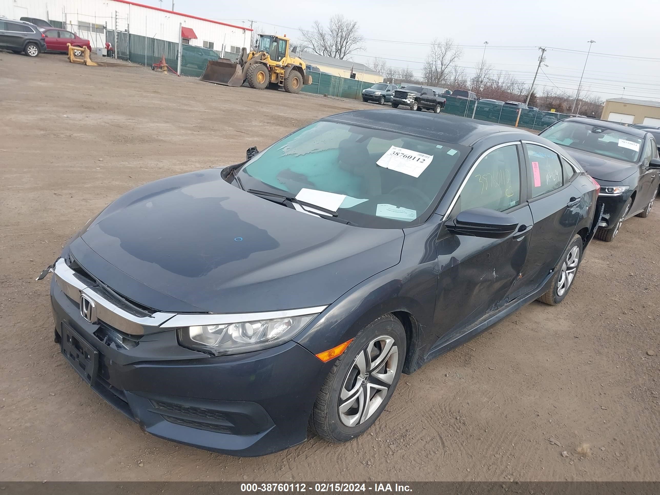 Photo 1 VIN: 19XFC2F55JE042124 - HONDA CIVIC 