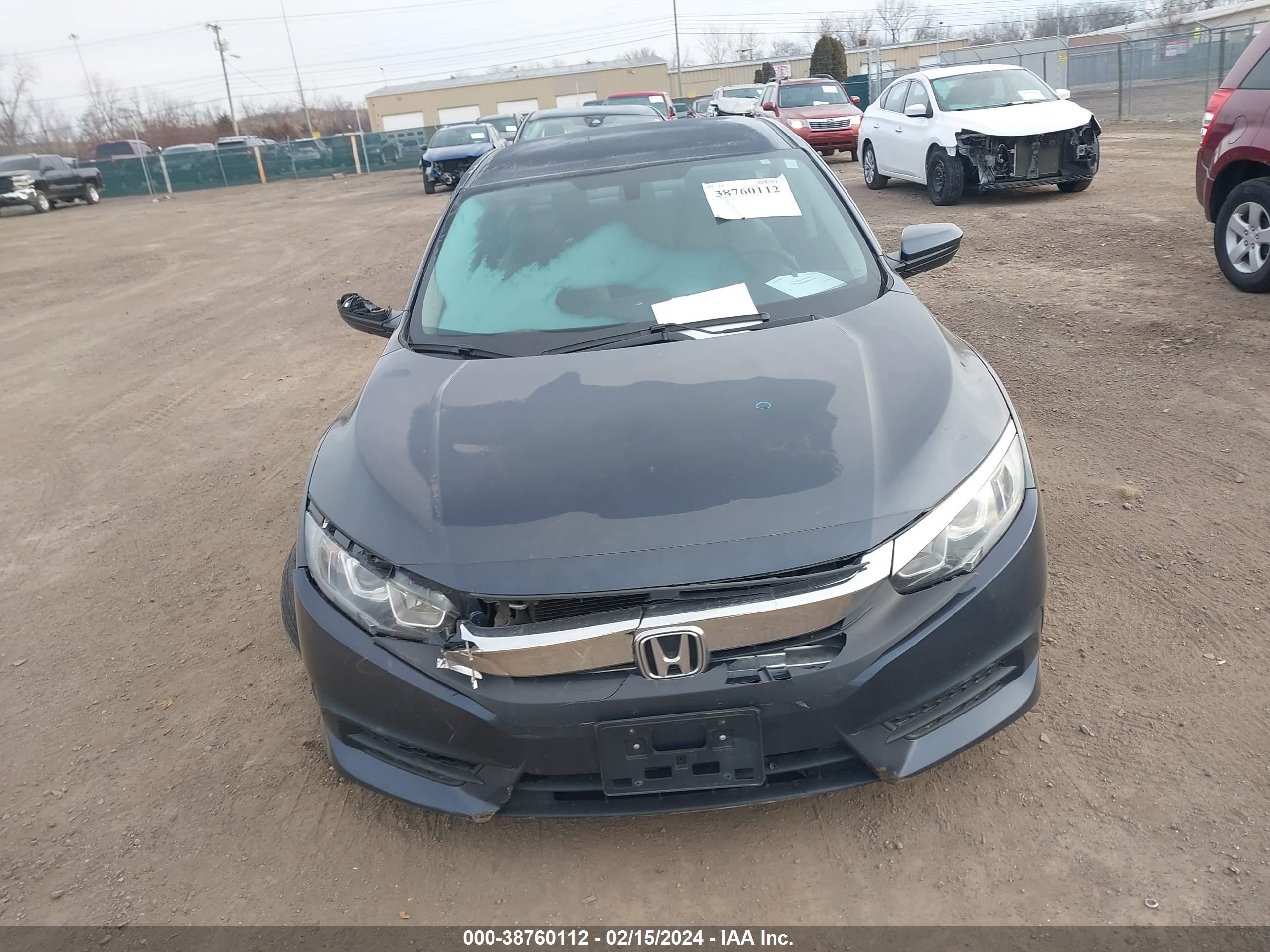 Photo 11 VIN: 19XFC2F55JE042124 - HONDA CIVIC 