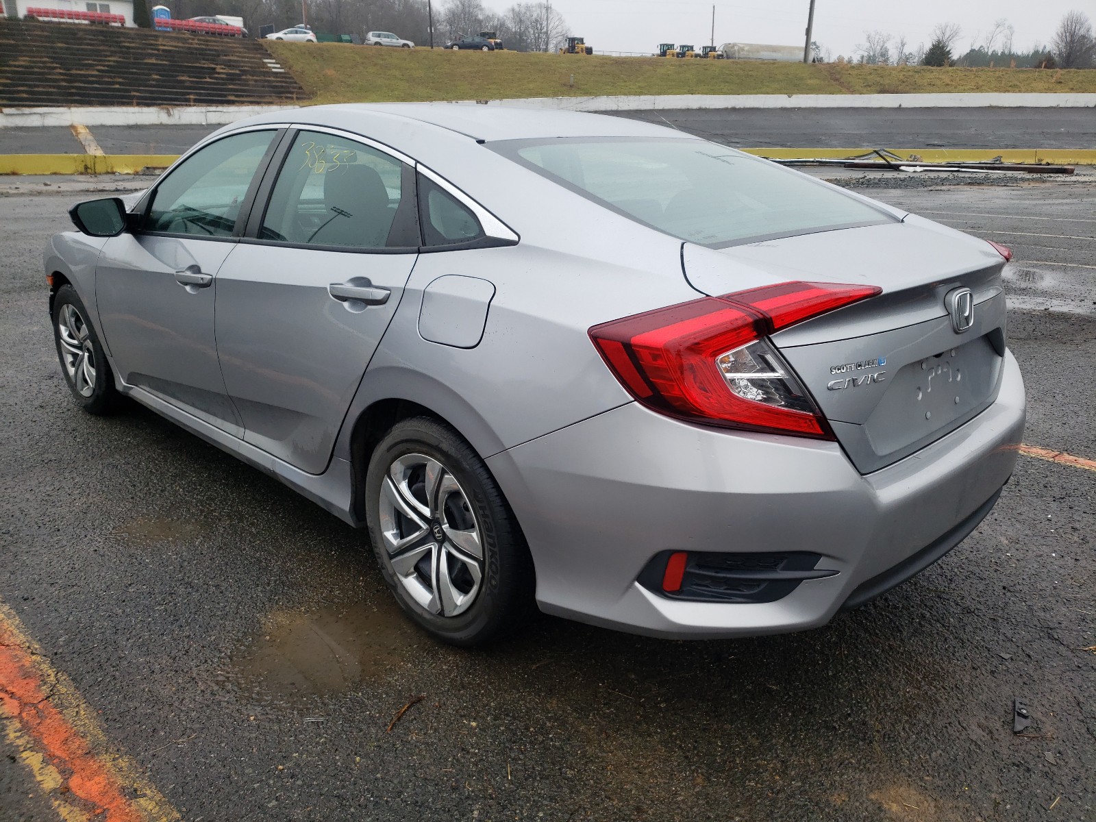 Photo 2 VIN: 19XFC2F55JE202776 - HONDA CIVIC LX 