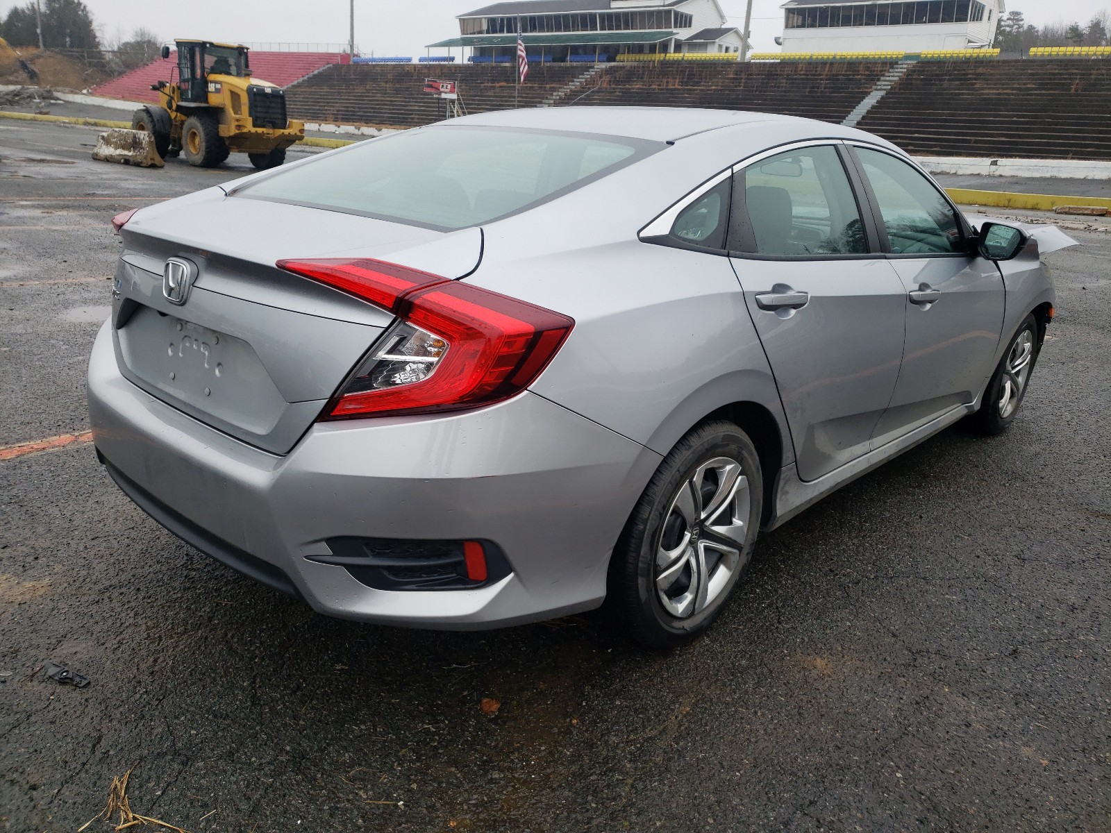 Photo 3 VIN: 19XFC2F55JE202776 - HONDA CIVIC LX 