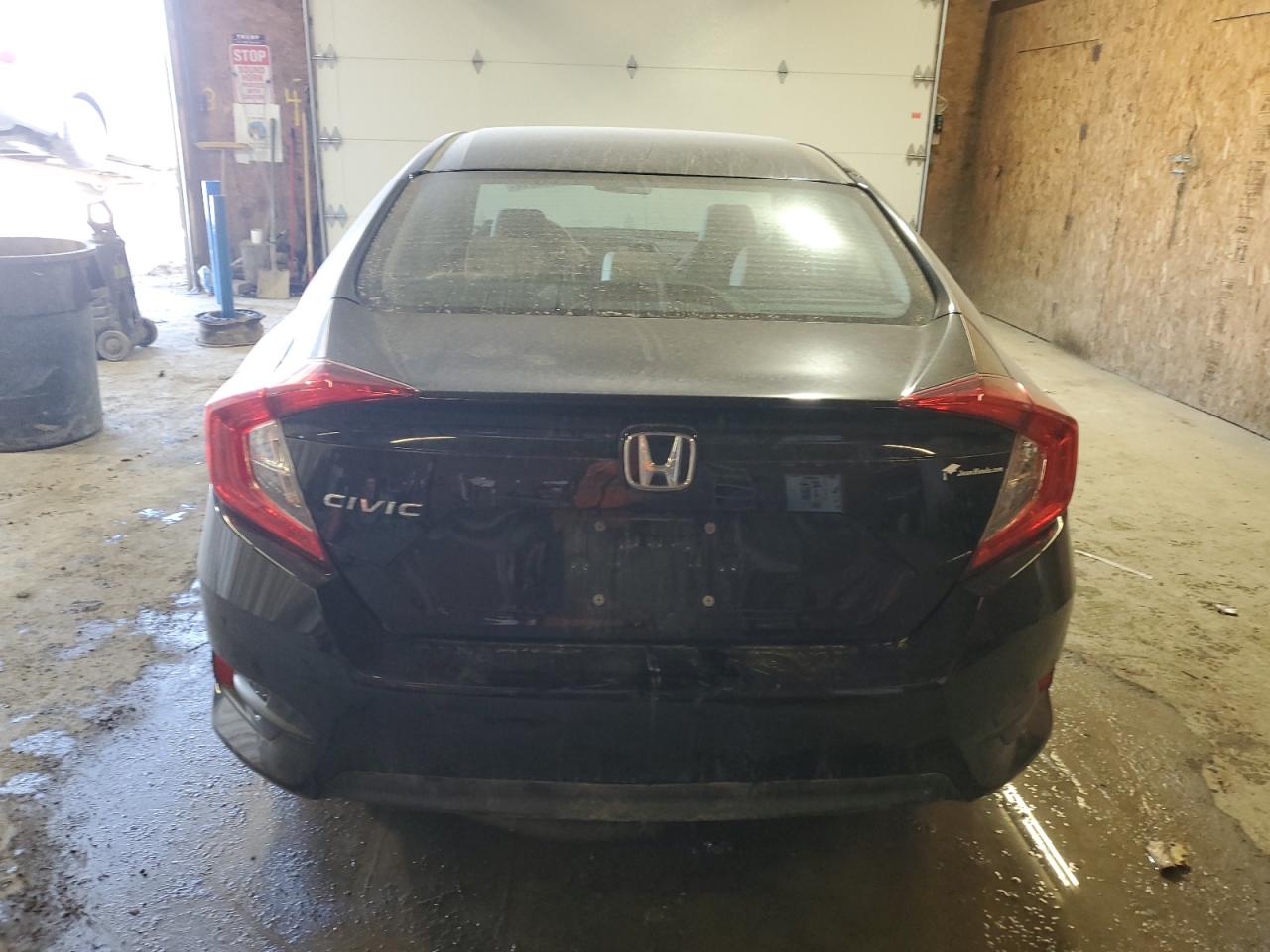 Photo 5 VIN: 19XFC2F55JE209677 - HONDA CIVIC 