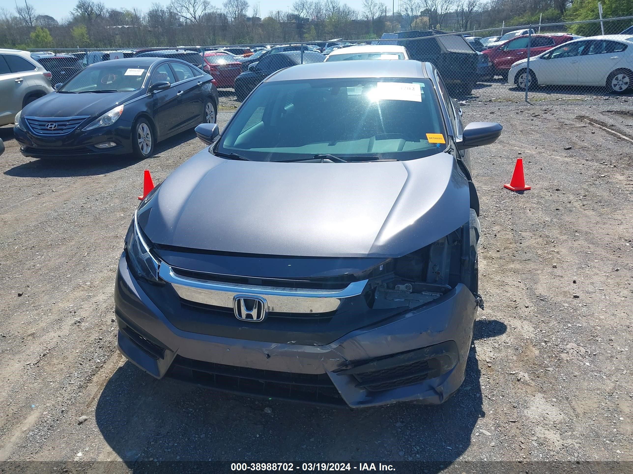 Photo 11 VIN: 19XFC2F56GE087937 - HONDA CIVIC 