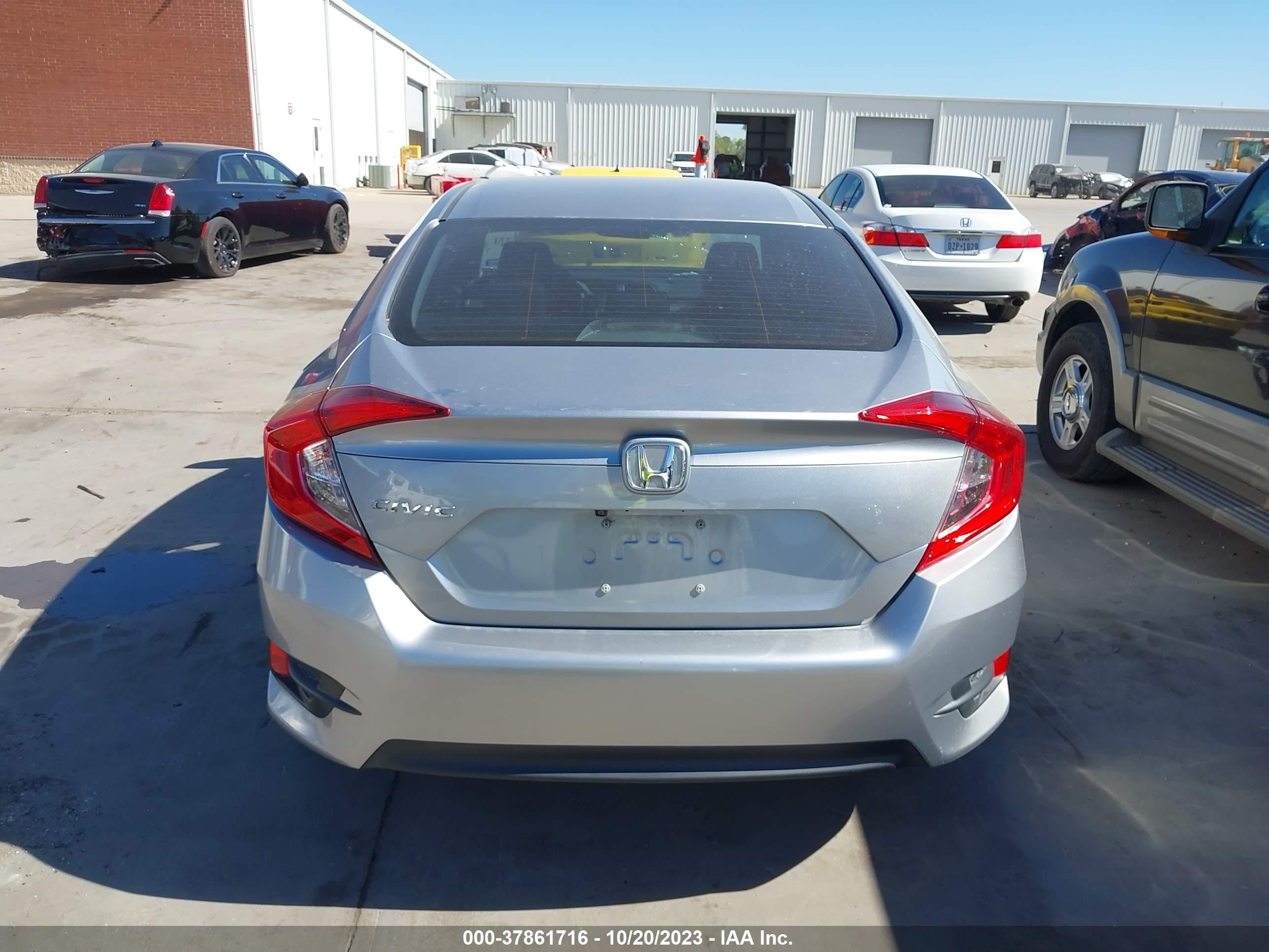 Photo 15 VIN: 19XFC2F56HE015105 - HONDA CIVIC LX 