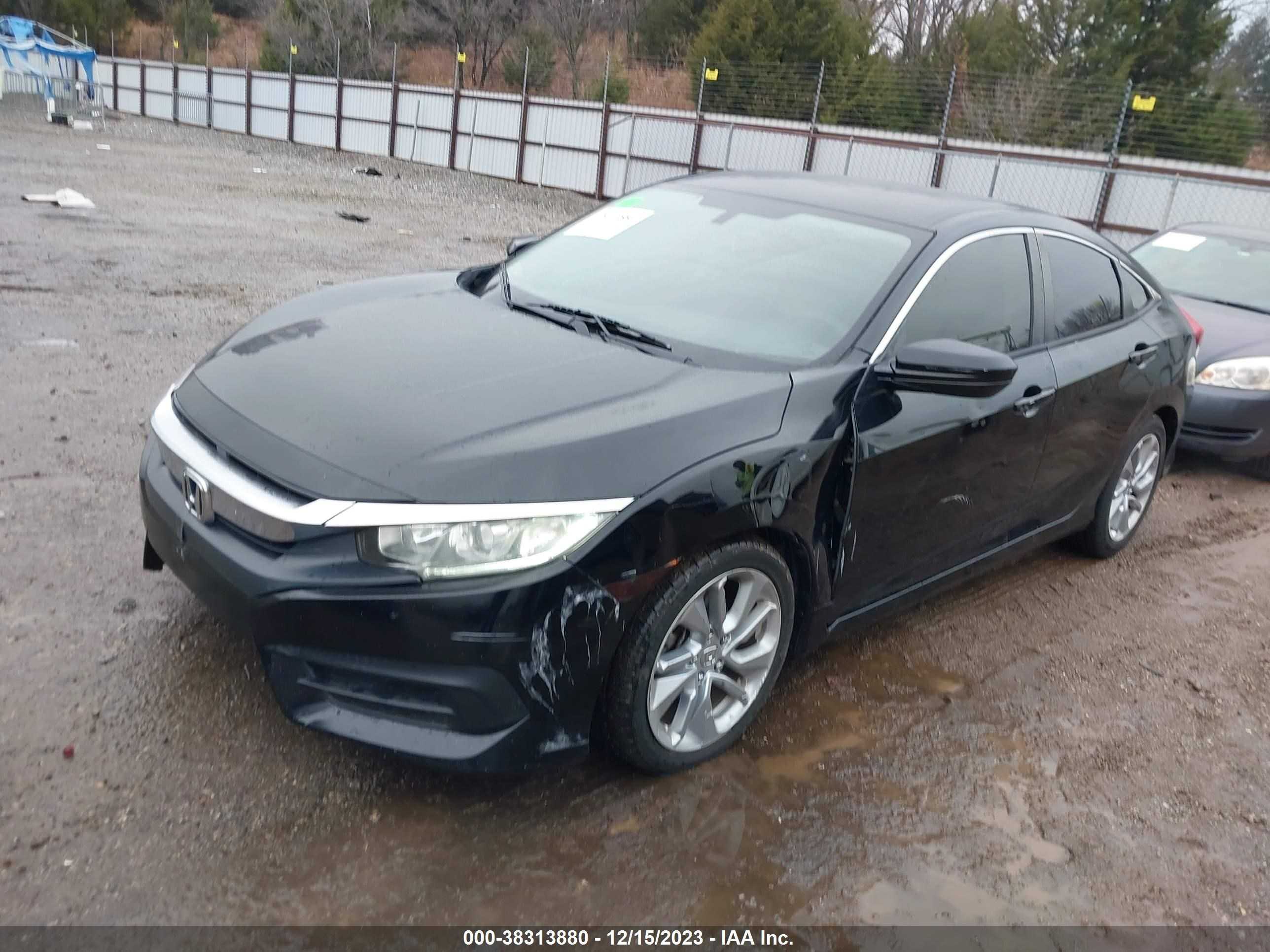 Photo 1 VIN: 19XFC2F56JE018527 - HONDA CIVIC 