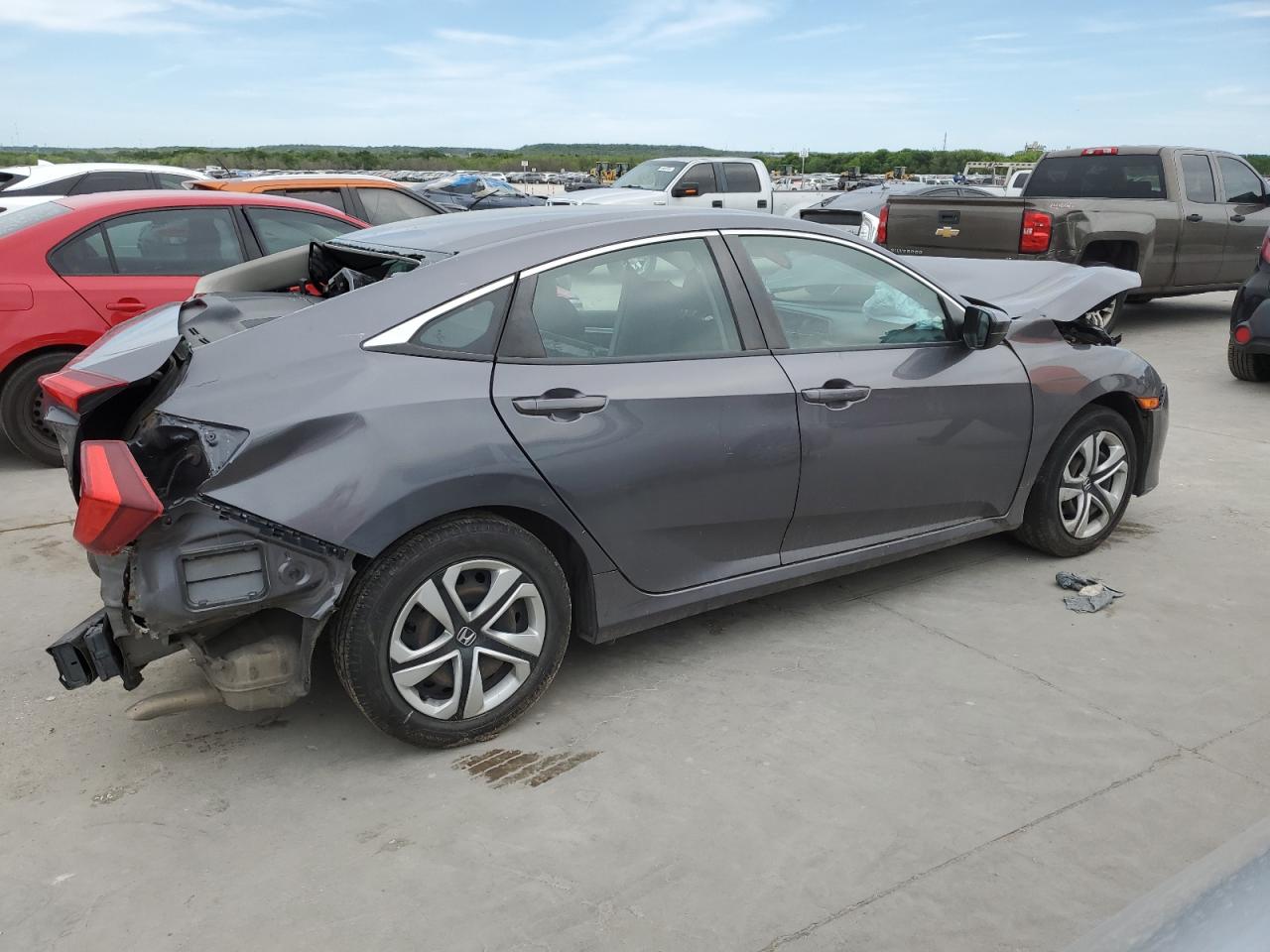 Photo 2 VIN: 19XFC2F56JE028751 - HONDA CIVIC 