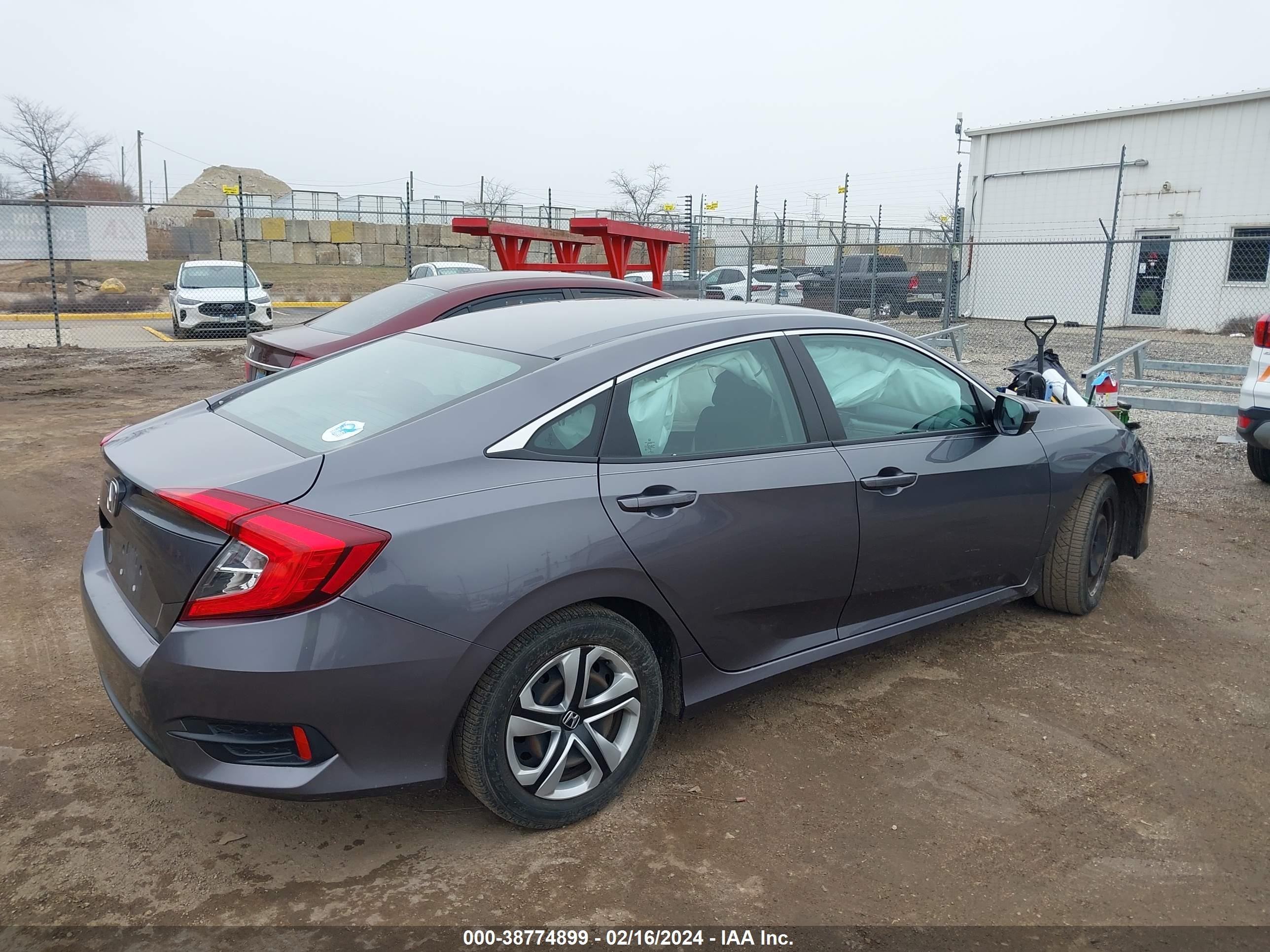 Photo 3 VIN: 19XFC2F57GE004631 - HONDA CIVIC 