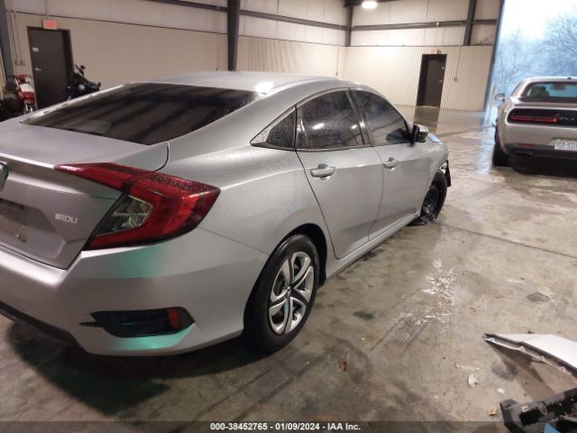 Photo 3 VIN: 19XFC2F57GE048192 - HONDA CIVIC 