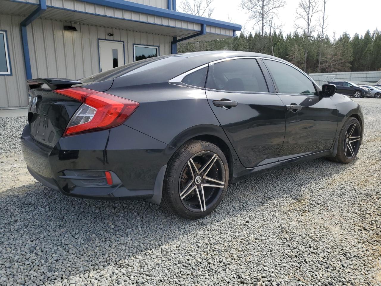 Photo 2 VIN: 19XFC2F57HE032673 - HONDA CIVIC 