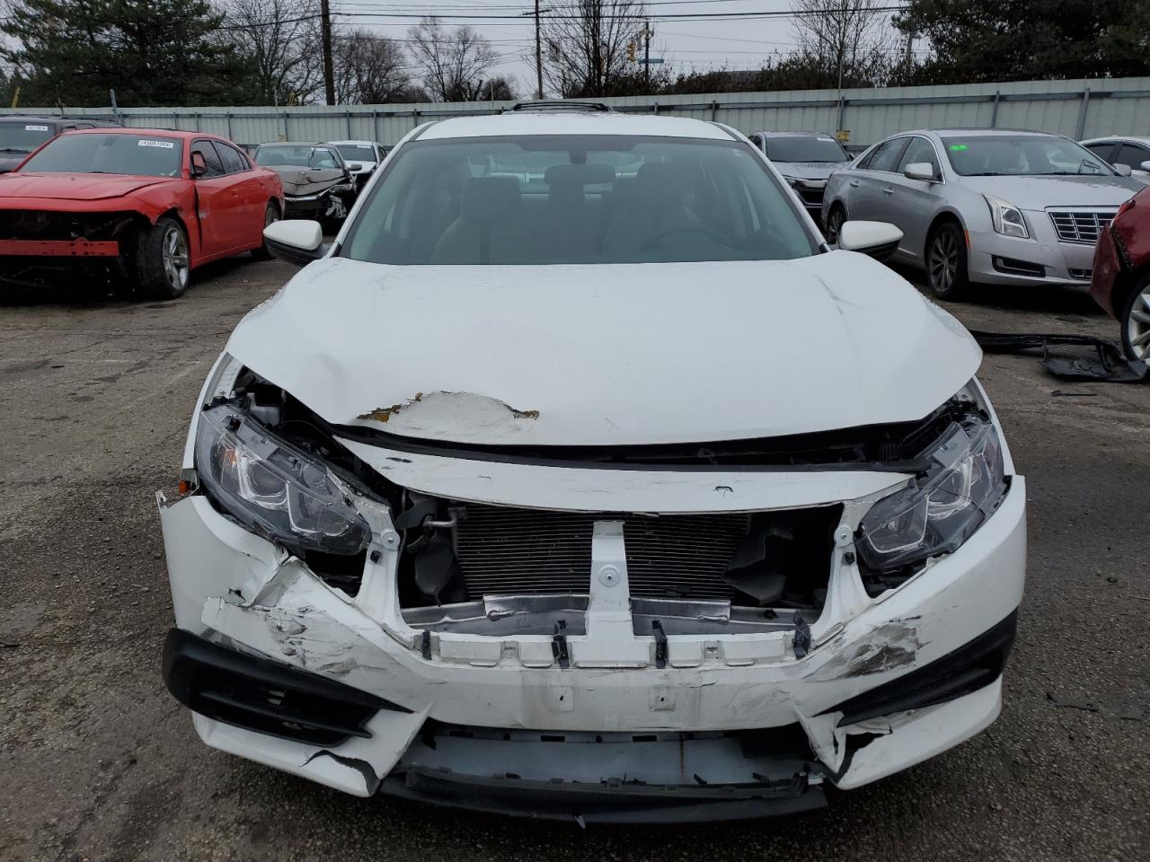 Photo 4 VIN: 19XFC2F58GE090564 - HONDA CIVIC 