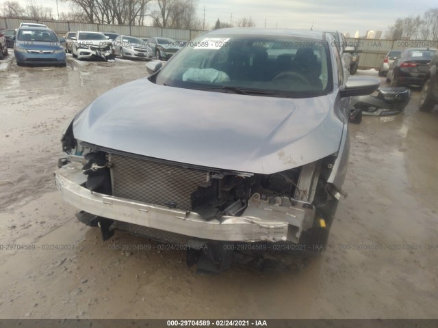 Photo 5 VIN: 19XFC2F58HE217590 - HONDA CIVIC SEDAN 