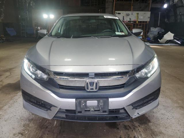 Photo 4 VIN: 19XFC2F58HE229240 - HONDA CIVIC LX 