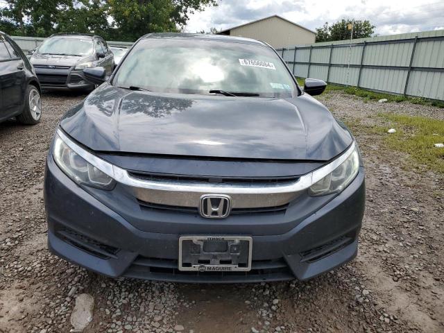 Photo 4 VIN: 19XFC2F58JE205798 - HONDA CIVIC LX 