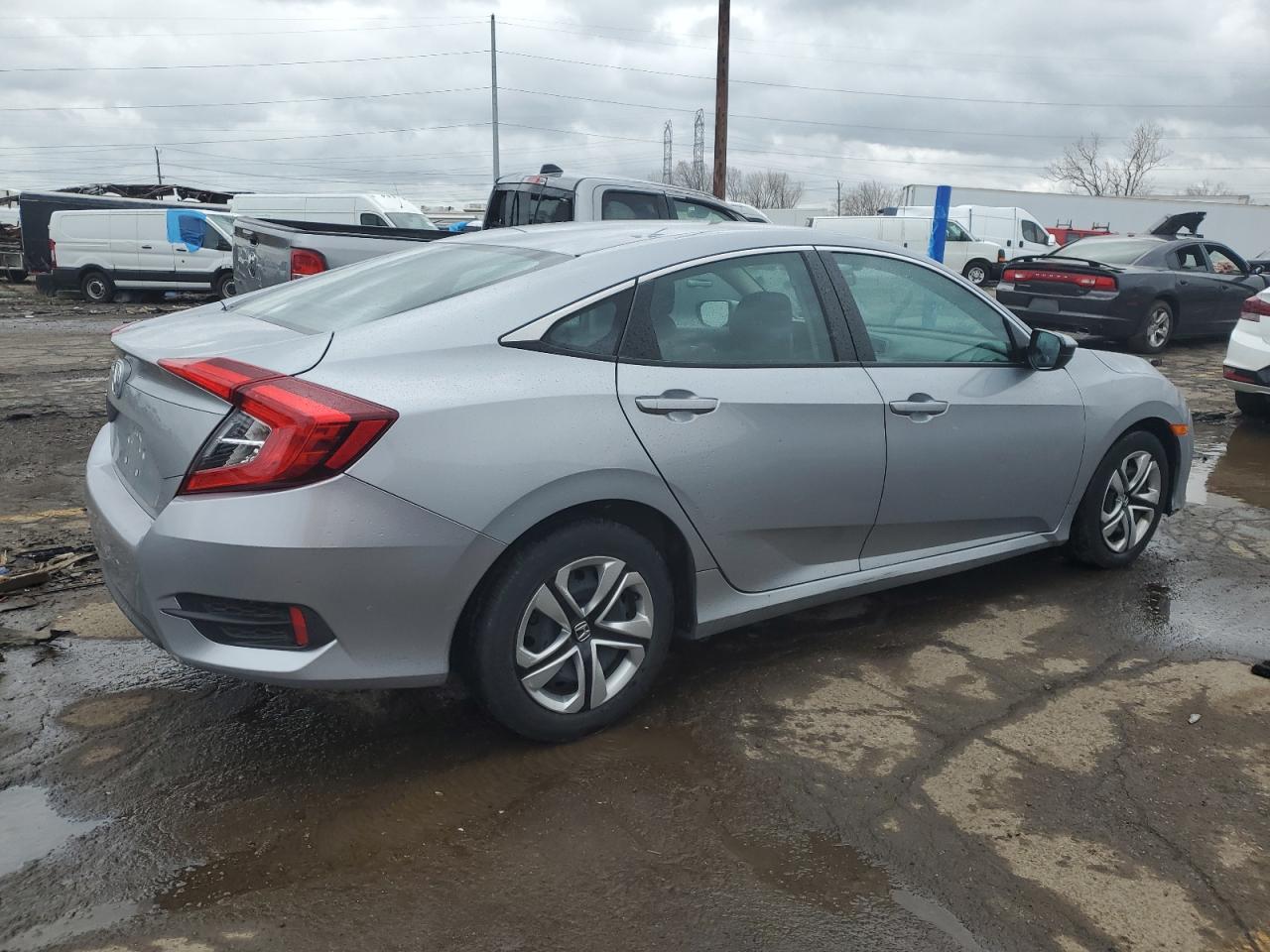 Photo 2 VIN: 19XFC2F59HE063410 - HONDA CIVIC 