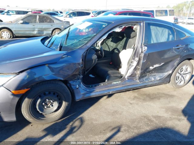 Photo 5 VIN: 19XFC2F59JE001818 - HONDA CIVIC 