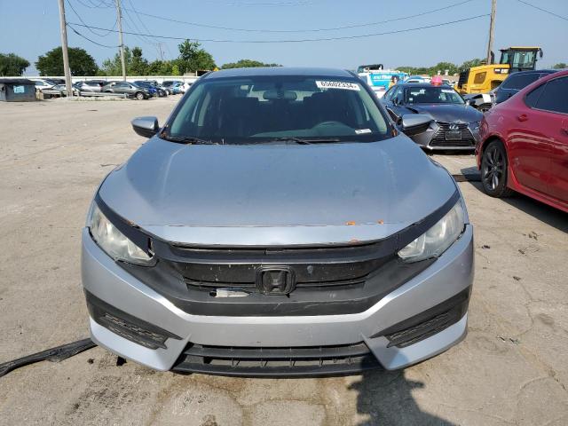 Photo 4 VIN: 19XFC2F5XGE015607 - HONDA CIVIC LX 