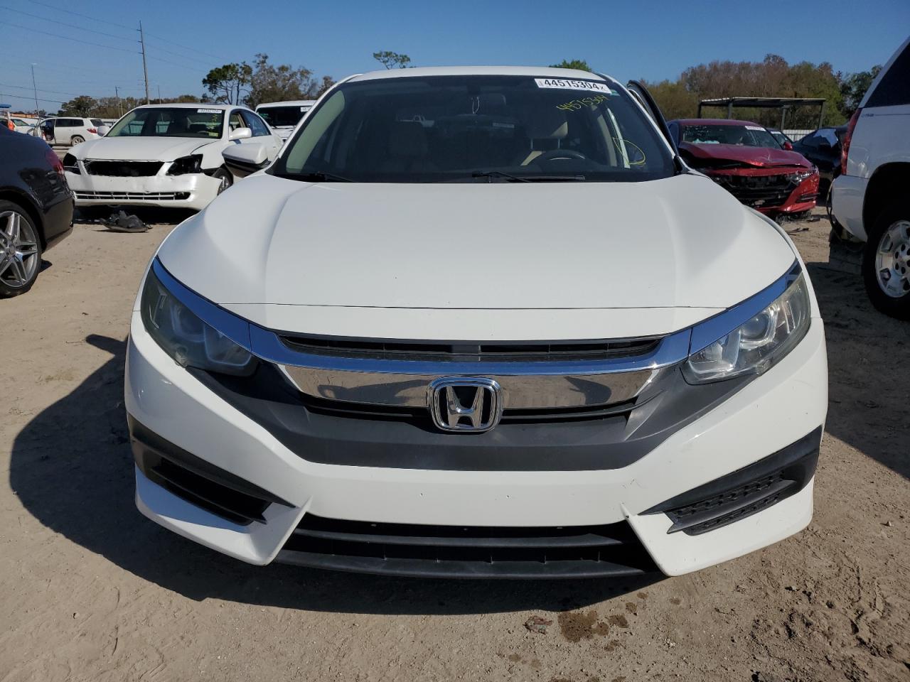 Photo 4 VIN: 19XFC2F5XGE017146 - HONDA CIVIC 