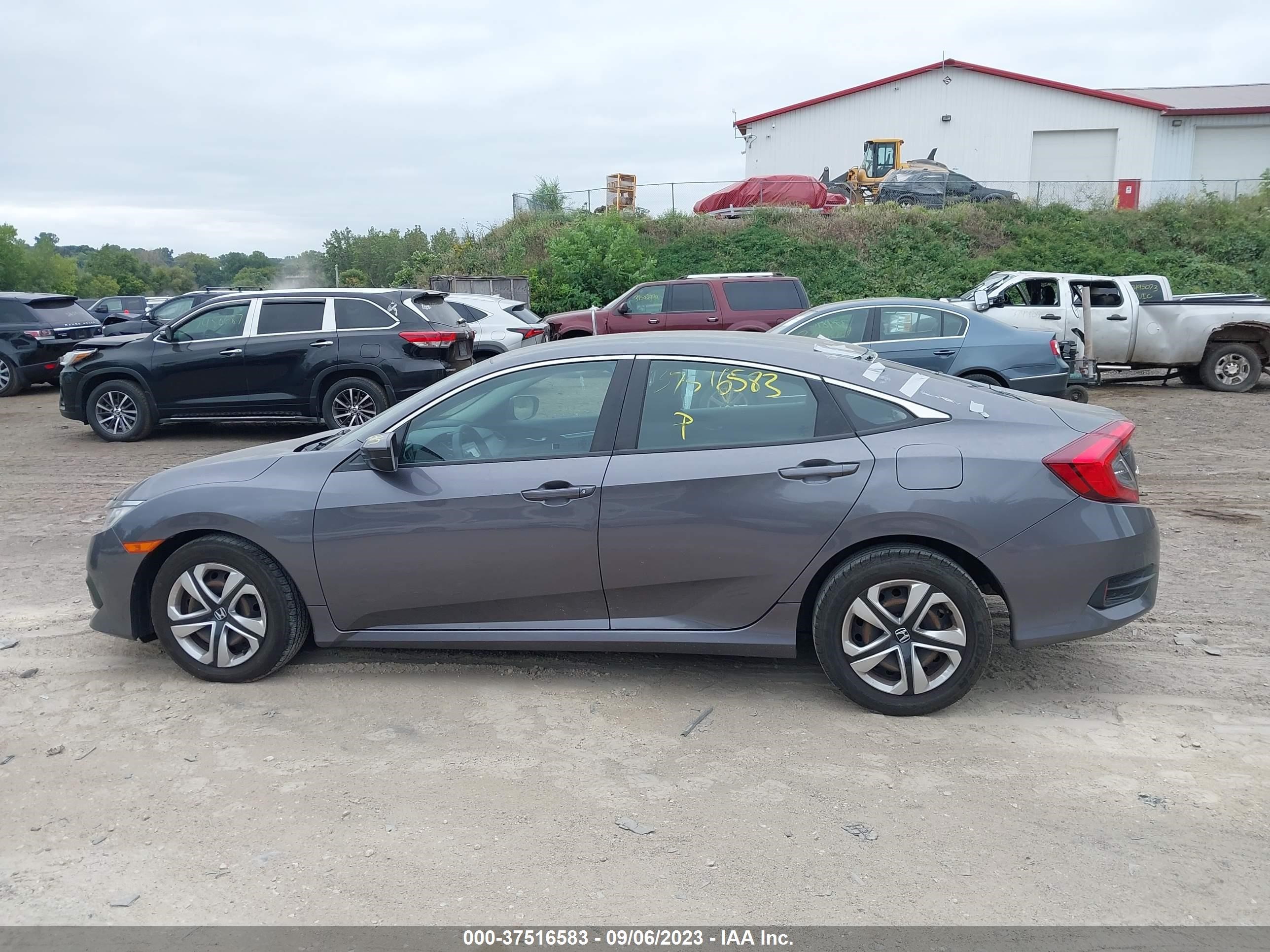 Photo 13 VIN: 19XFC2F5XHE208776 - HONDA CIVIC 