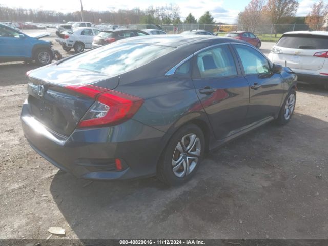 Photo 3 VIN: 19XFC2F5XHE227960 - HONDA CIVIC 