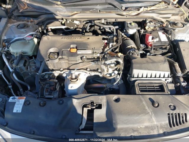 Photo 9 VIN: 19XFC2F5XJE008695 - HONDA CIVIC 