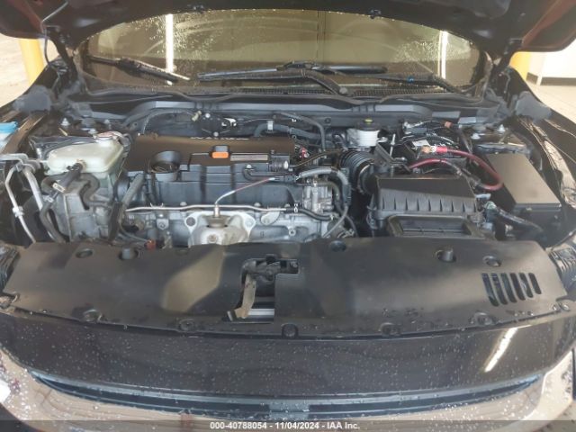 Photo 9 VIN: 19XFC2F5XJE011824 - HONDA CIVIC 