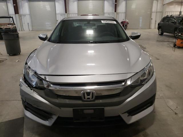 Photo 4 VIN: 19XFC2F5XJE018613 - HONDA CIVIC LX 