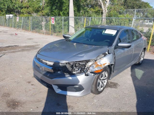 Photo 1 VIN: 19XFC2F5XJE029014 - HONDA CIVIC 