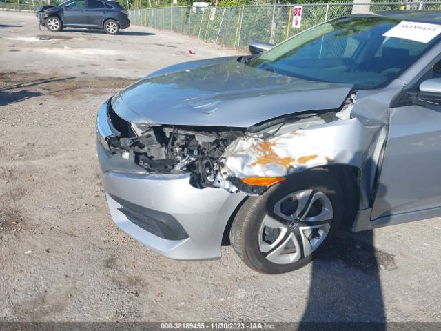 Photo 5 VIN: 19XFC2F5XJE029014 - HONDA CIVIC 