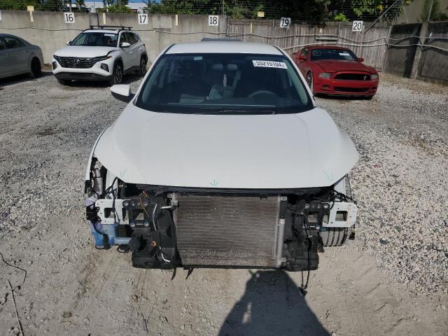 Photo 4 VIN: 19XFC2F5XJE039249 - HONDA CIVIC LX 