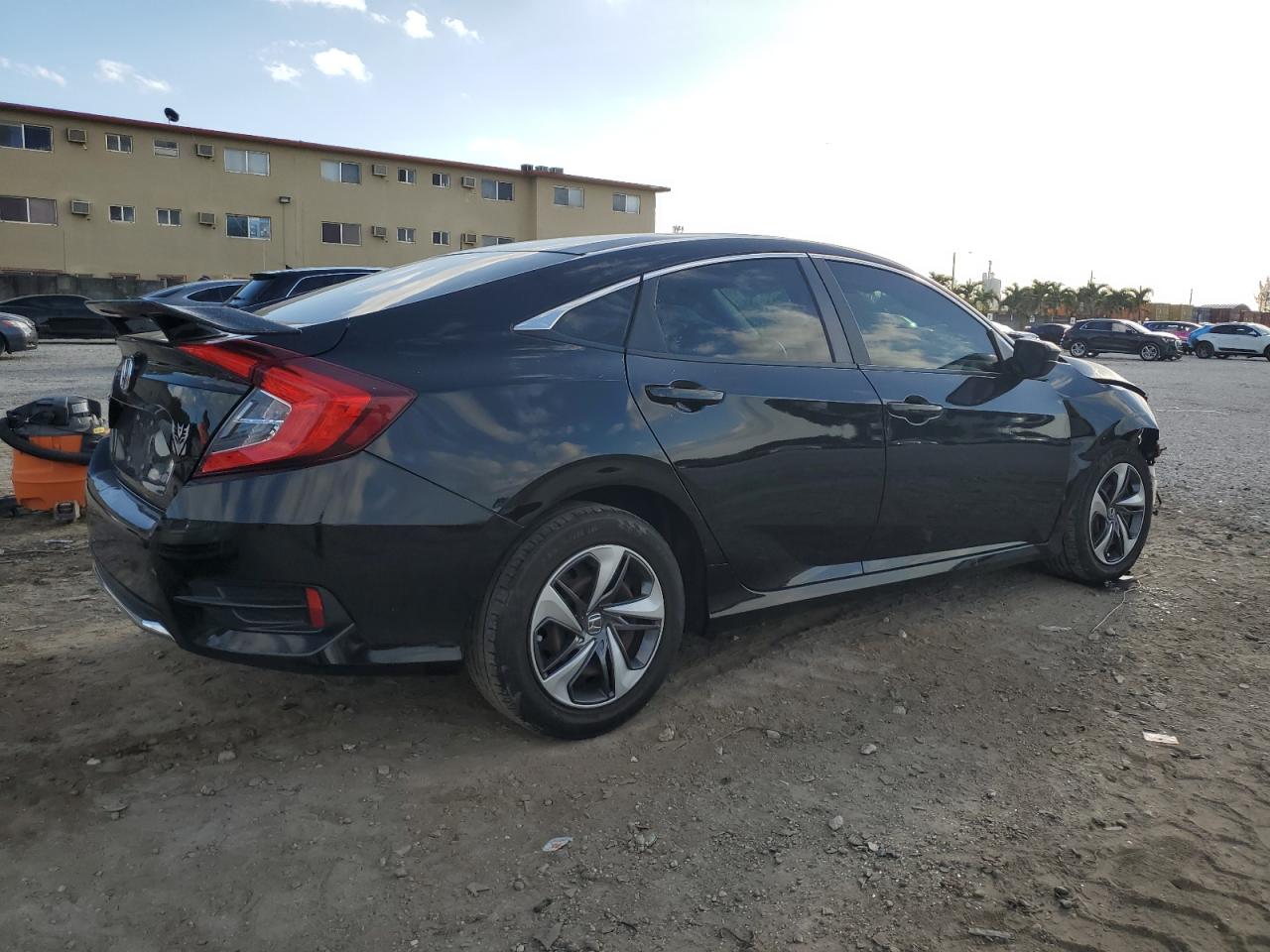 Photo 2 VIN: 19XFC2F60KE044499 - HONDA CIVIC 