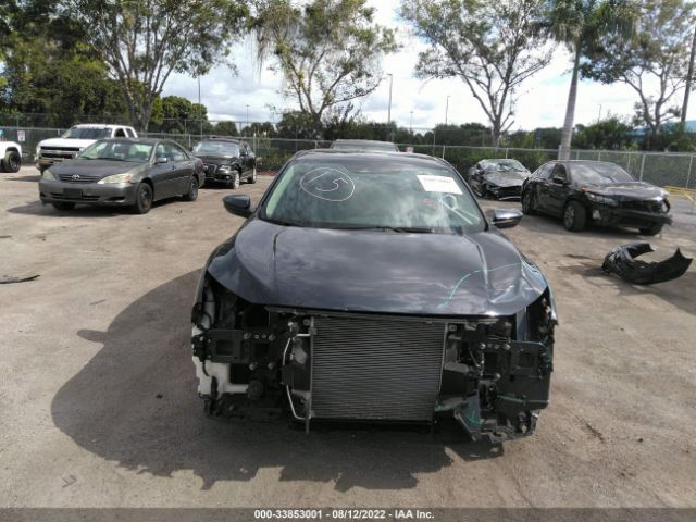 Photo 5 VIN: 19XFC2F61JE003877 - HONDA CIVIC SEDAN 