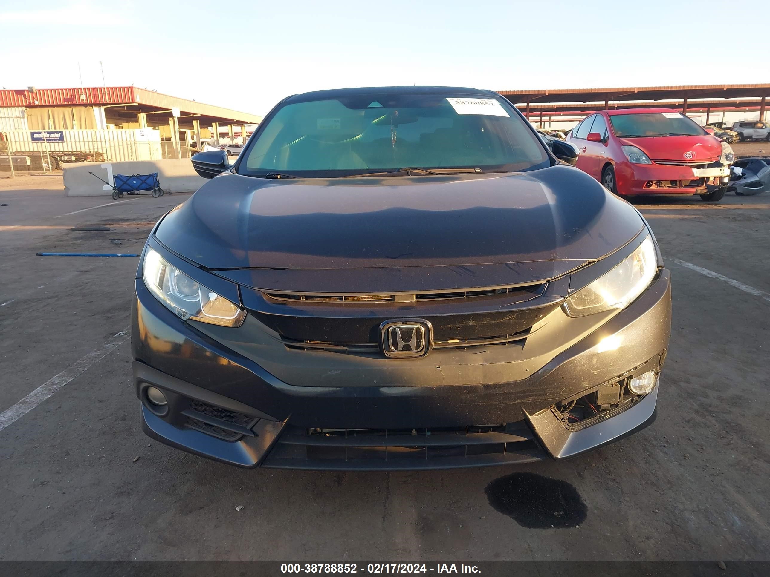 Photo 11 VIN: 19XFC2F61KE013407 - HONDA CIVIC 