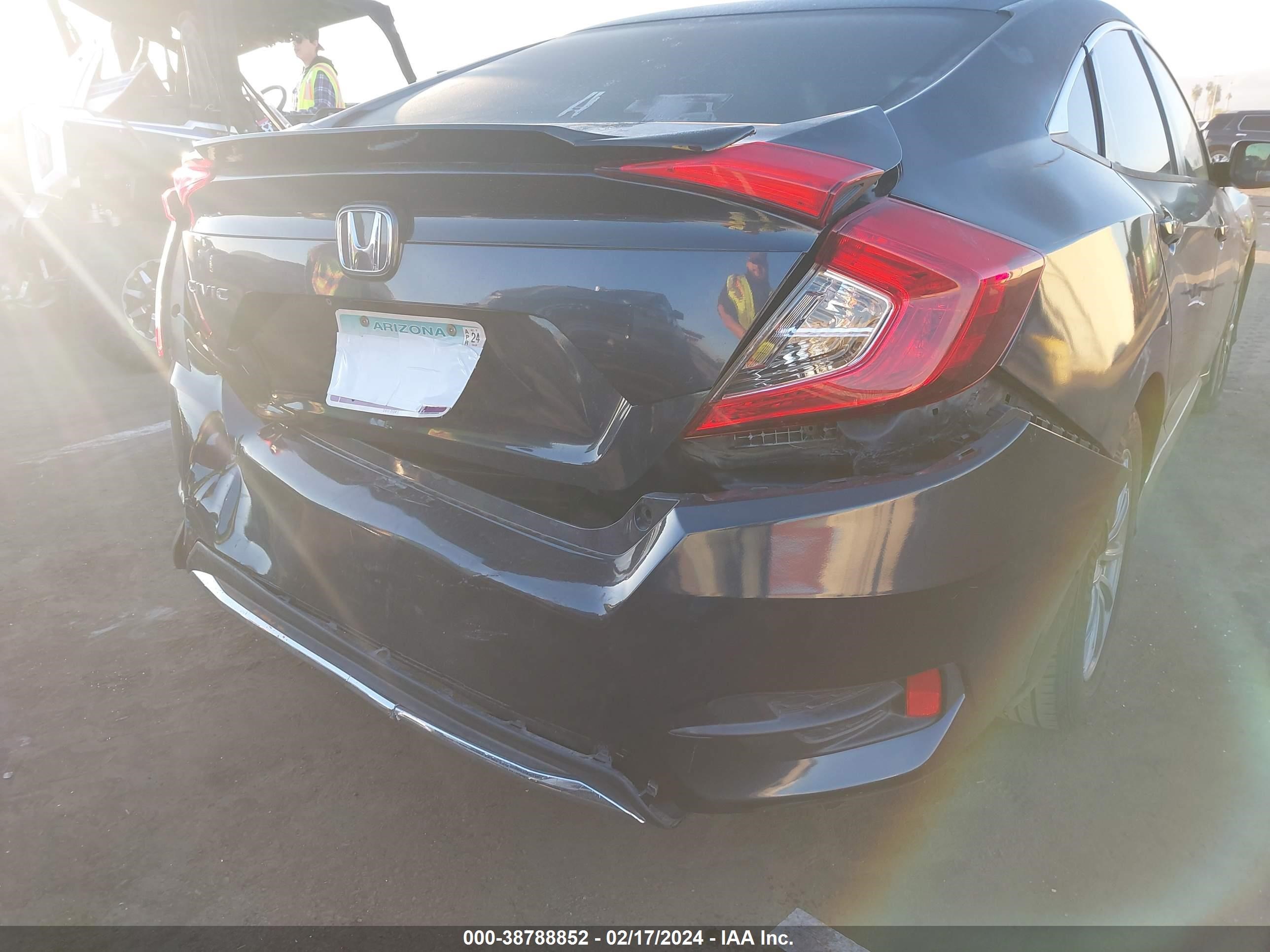 Photo 5 VIN: 19XFC2F61KE013407 - HONDA CIVIC 