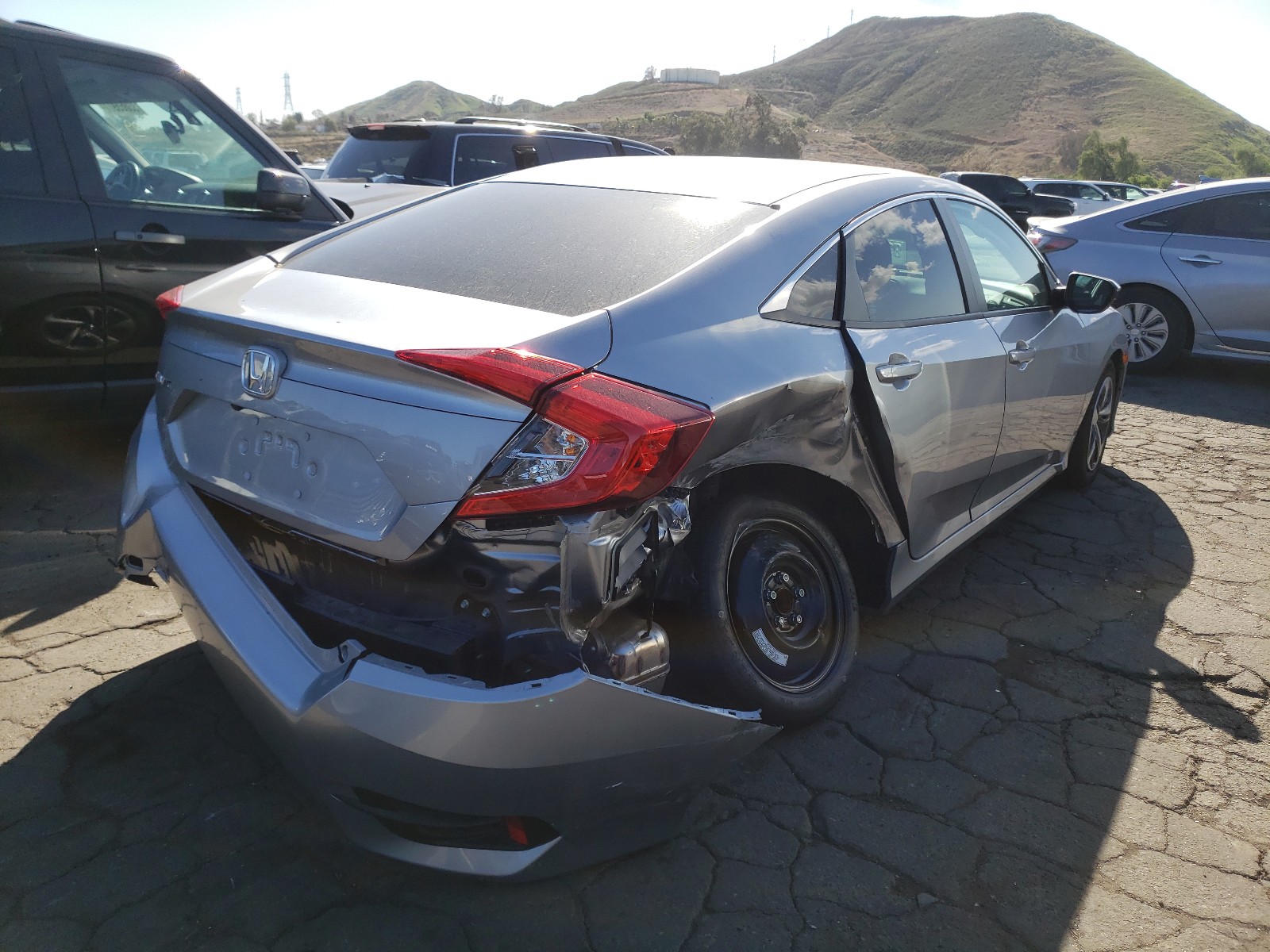 Photo 3 VIN: 19XFC2F63LE205249 - HONDA CIVIC LX 